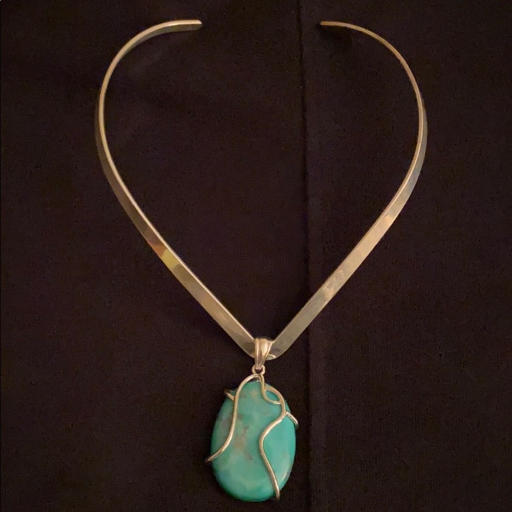Turquoise and silver pendant with neck wrap
